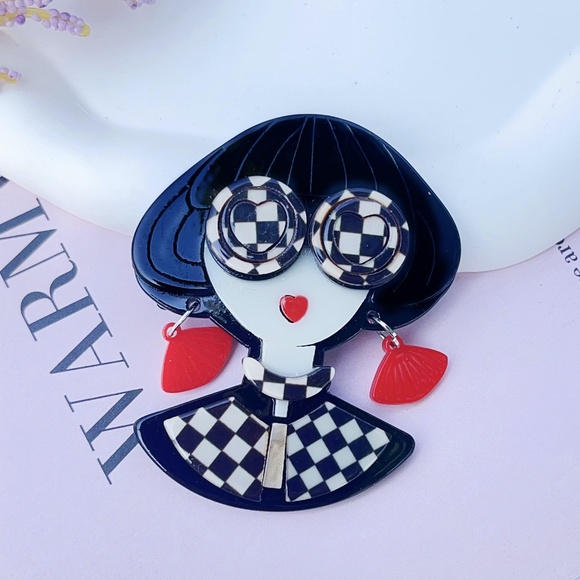 NWT Fashion Brooch Pins Fun Chic Lady Brooch Pin Fashion Brooches Gifts for … - Picture 1 of 9